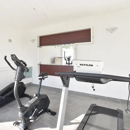 1 Bedroom Cozy In Stanici * Celina